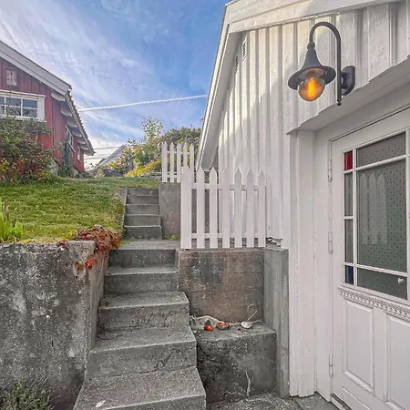 Feriehus 2 Bedroom Gorgeous In Grimstad (Aust-Agder)