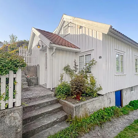 Vakantiehuis 2 Bedroom Gorgeous In