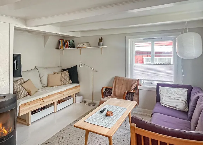 2 Bedroom Gorgeous In Prázdninový dům *